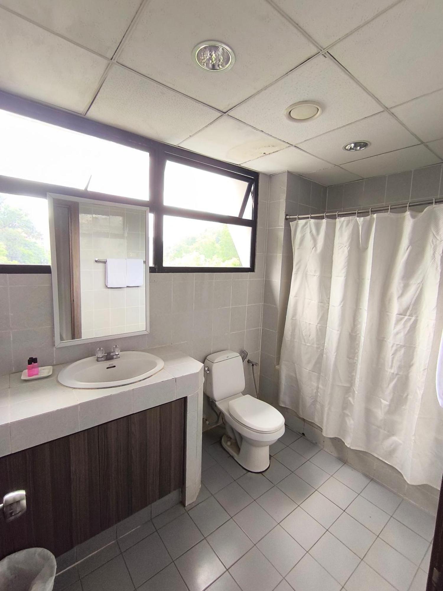 Jubilee Hotel Bandar Seri Begawan Zewnętrze zdjęcie